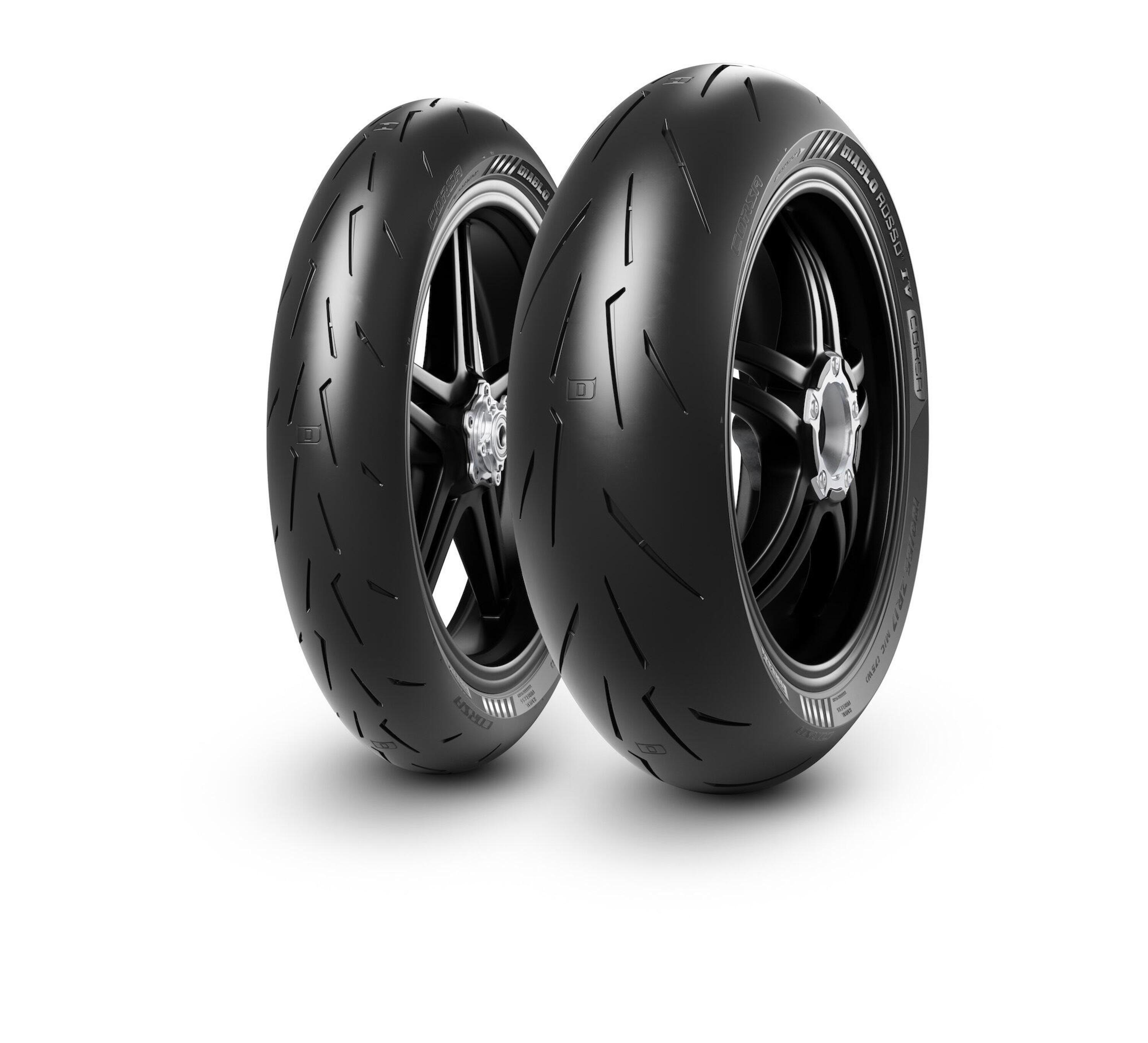 Gomme Nuove Pirelli 110/70 R17 54W DIABLO ROSSO IV CORSA FRONT pneumatici nuovi Estivo